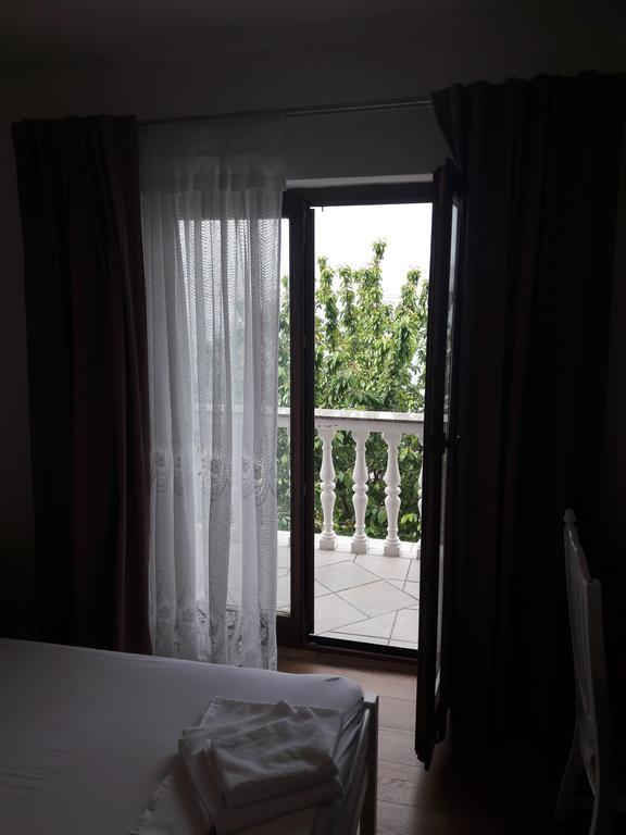 סנג' Roza Guest House מראה חיצוני תמונה