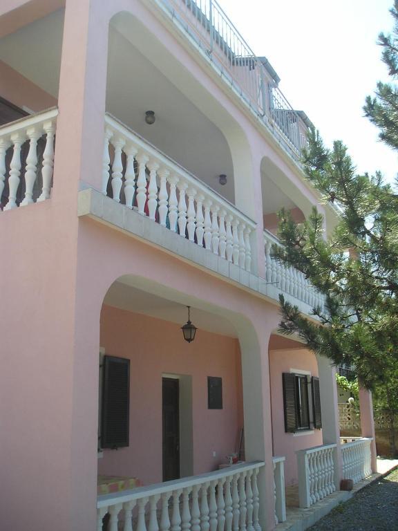 סנג' Roza Guest House מראה חיצוני תמונה